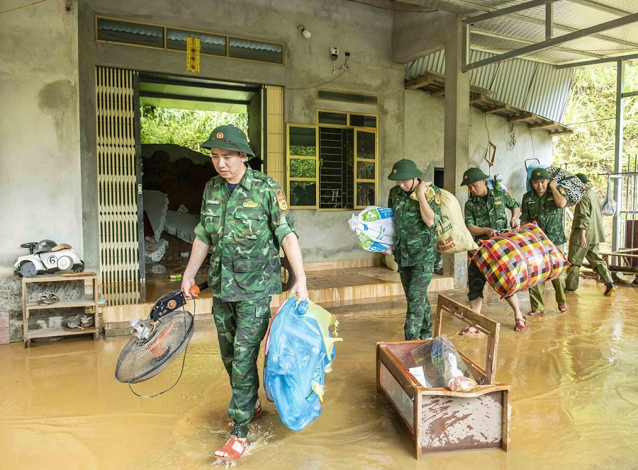Lào Cai khẩn trương tìm kiếm 2 người mất tích do mưa lũ